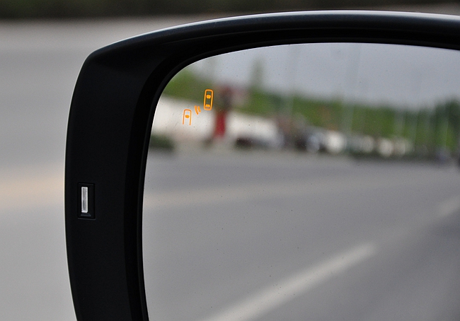 二手斯巴鲁傲虎是中型suv,体验全新斯巴鲁BRZ