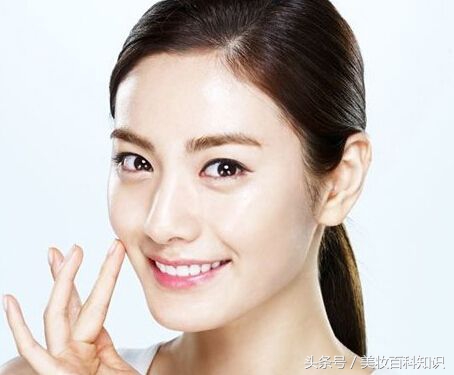 去角质的白色东西是什么,去角质搓出来的是死皮还是产品