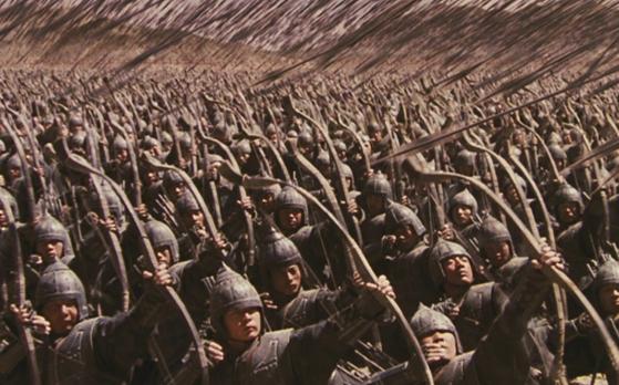 关羽,的确有过刮骨疗伤的经历,不过为其治疗的只是个无名小卒