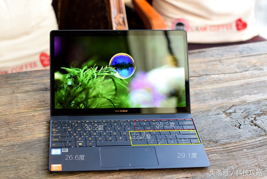 小米笔记本轻松拆机,比硬币还薄的小米笔记本开箱