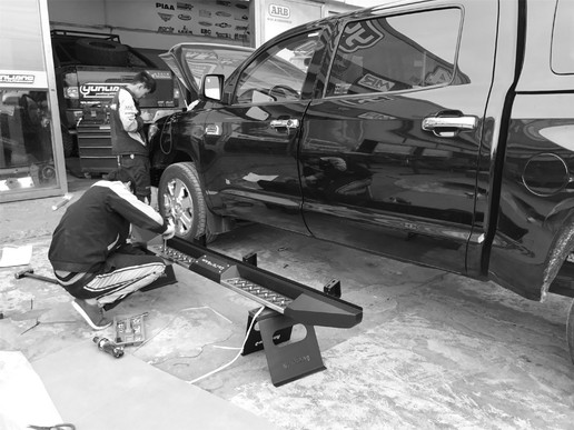 环游中国前的准备之车辆灯光篇，我花了接近两万元来为坦途改灯