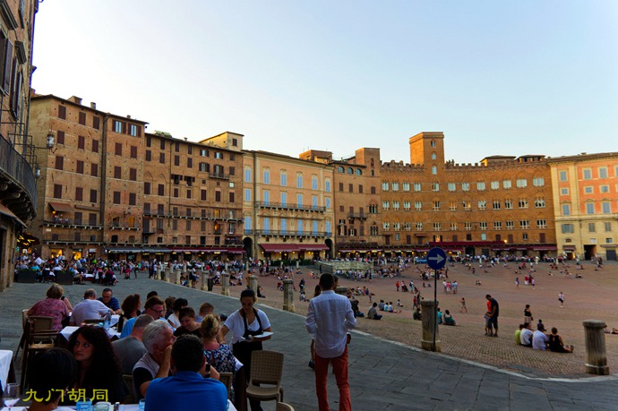 锡耶纳vs费尔玛纳,锡耶纳汽车