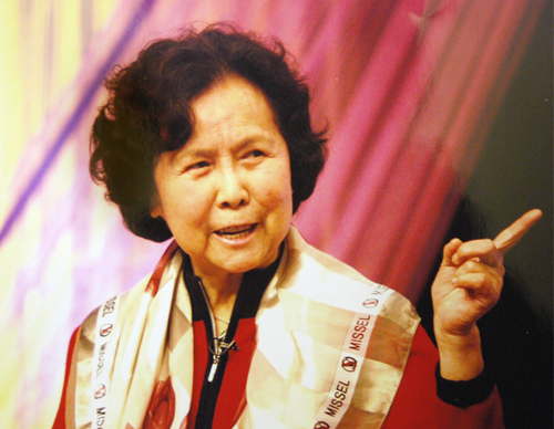 “老母”驾鹤西游去，五圣归真东土来