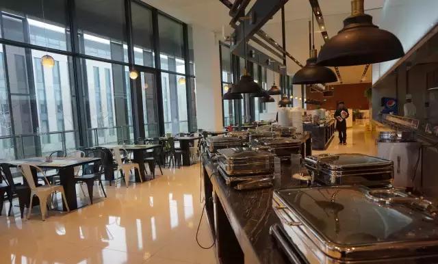 一天吃五顿都不要钱,“别人家的食堂”开挂了!贵司,还招人吗?