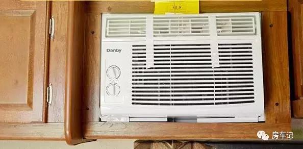 托展式b型房车,双轴进口豪华拖挂式房车