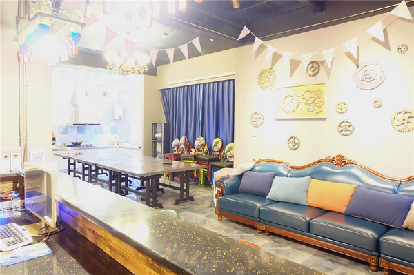 郑州轰趴馆30人开年会,郑州轰趴会议