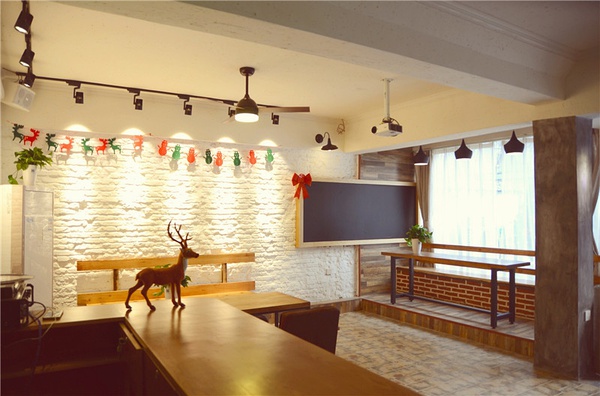 郑州轰趴馆30人开年会,郑州轰趴会议