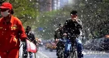 hermes爱马仕丝巾故事,hermes丝巾有什么系列