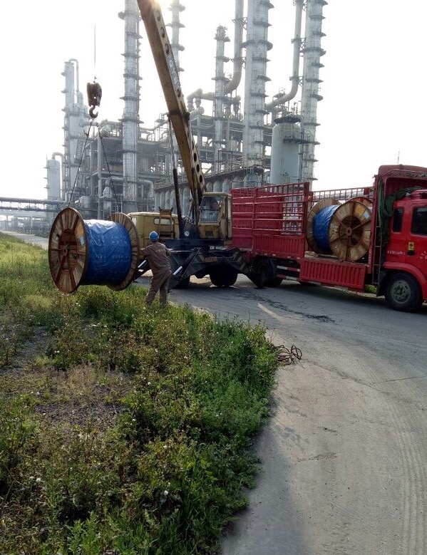 国产第3代军用卡车,最老的东风军用卡车