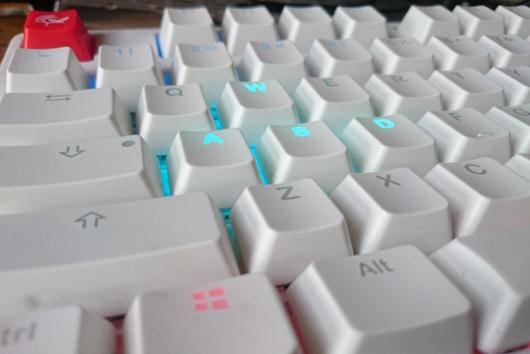 魔力鸭2108怎么样,魔力鸭2087黑轴和红轴