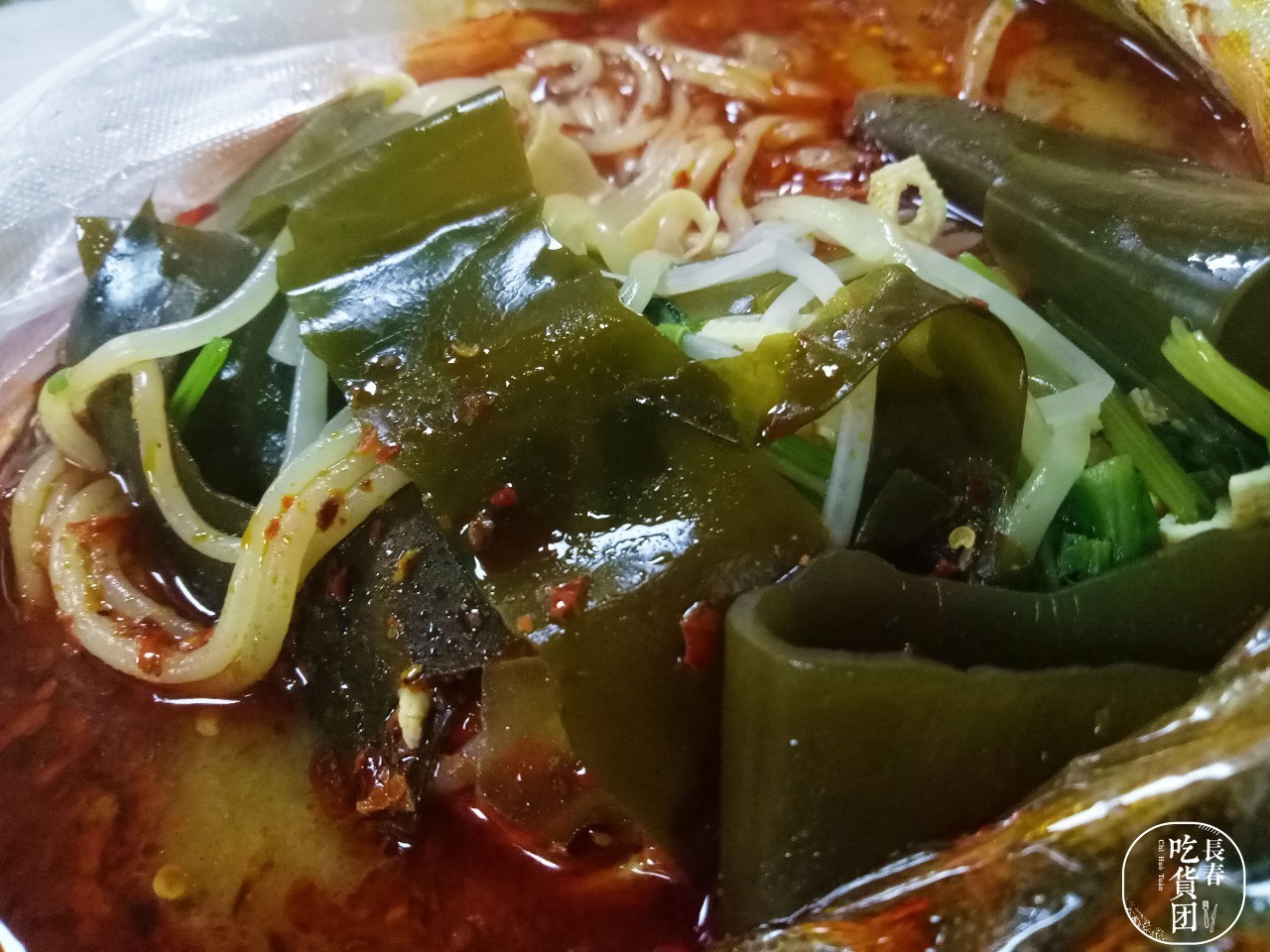 美女编辑拼死吃遍全城麻辣烫,终于选出6家最好吃的!