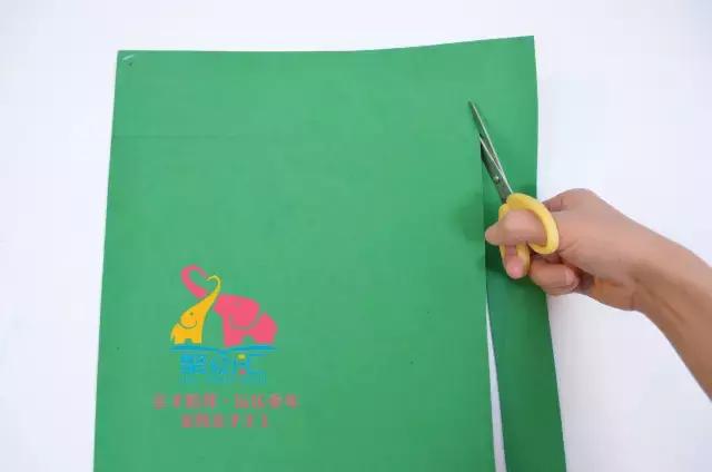 玩过手动的桌上足球，还没玩过用嘴吹的