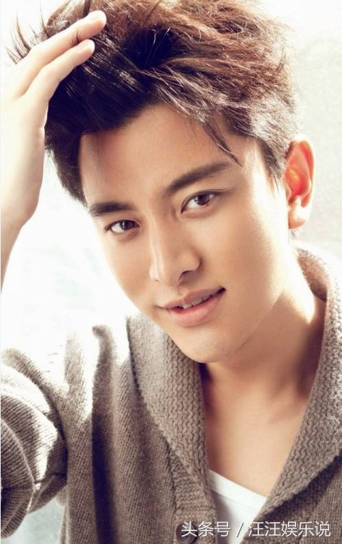 眉眼深邃的男明星桃花眼,7位明星桃花眼的魅力