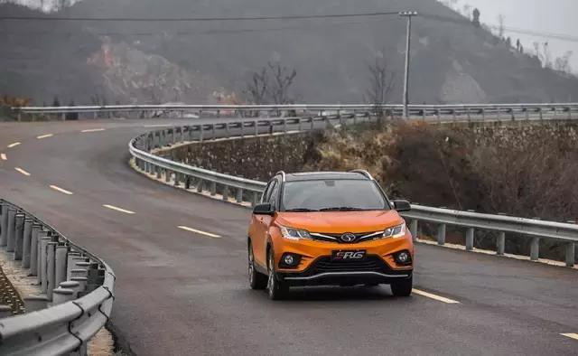 东南dx3srg动力,十万的价格感受几十万的轿跑感