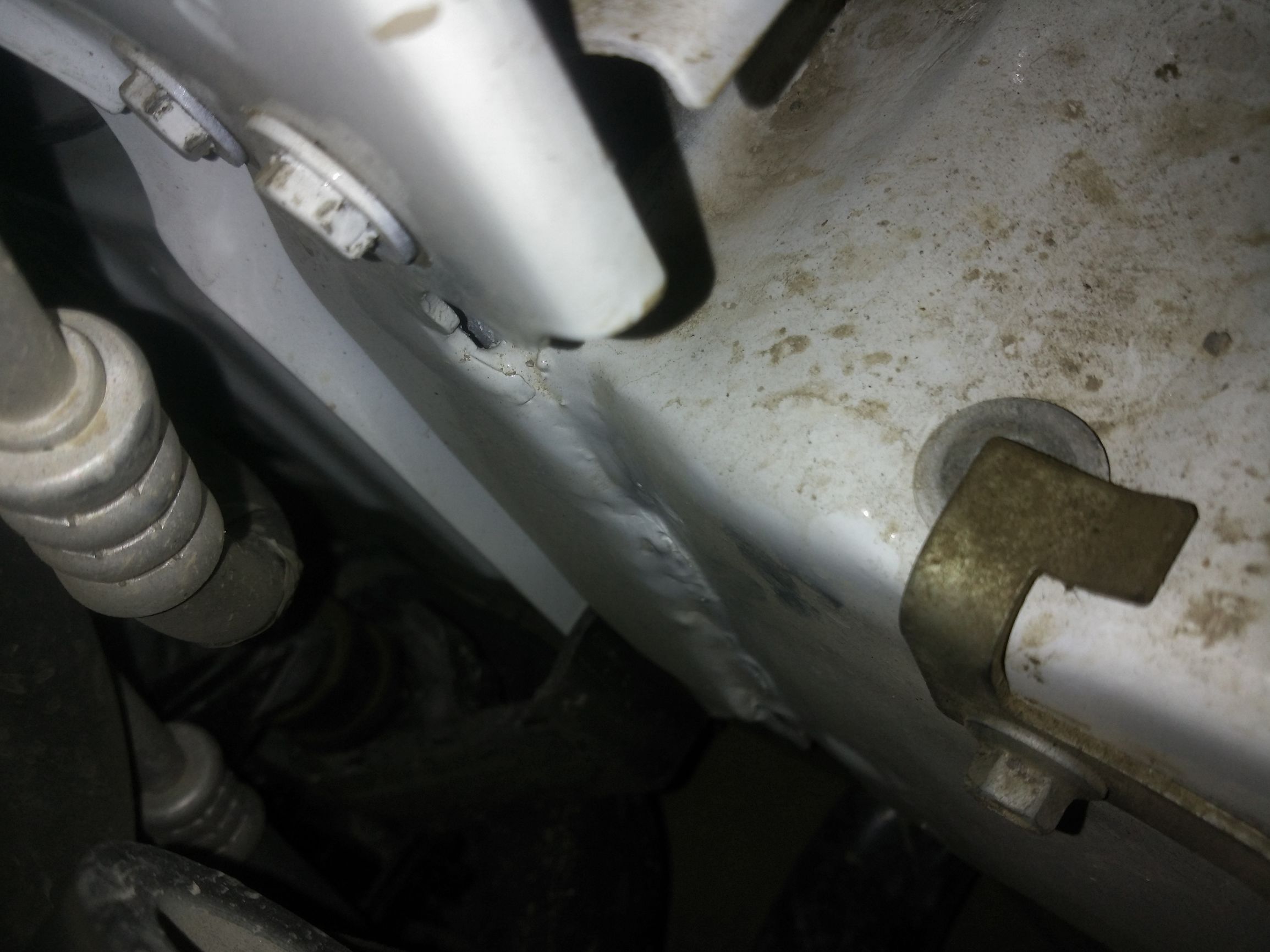 mg6如何鉴别事故车,mg6车祸