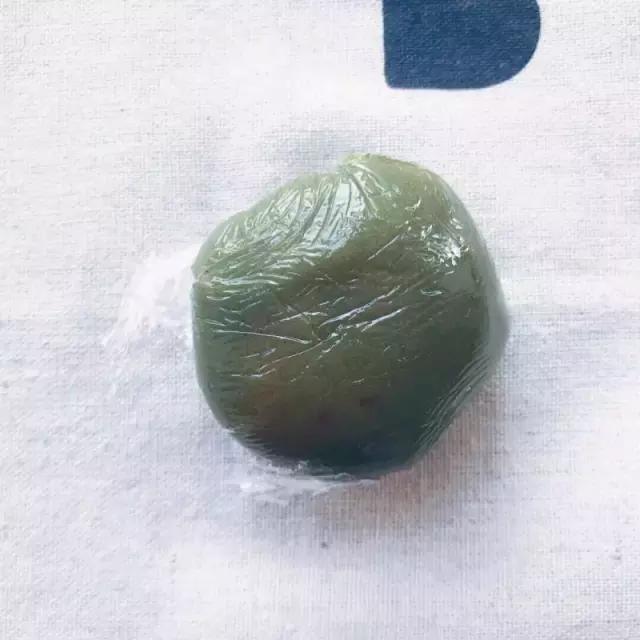 清明必来一口软软糯糯的青团,清明节肉松蛋黄青团