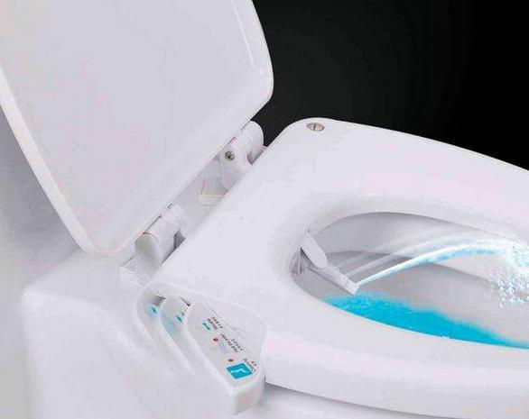 装修公司给安装智能马桶怎么样,家庭要不要安装智能马桶盖