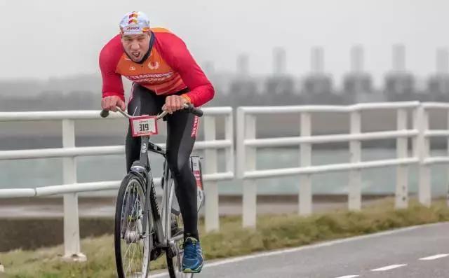 大风天气骑摩托车注意什么,刮风怎么预防