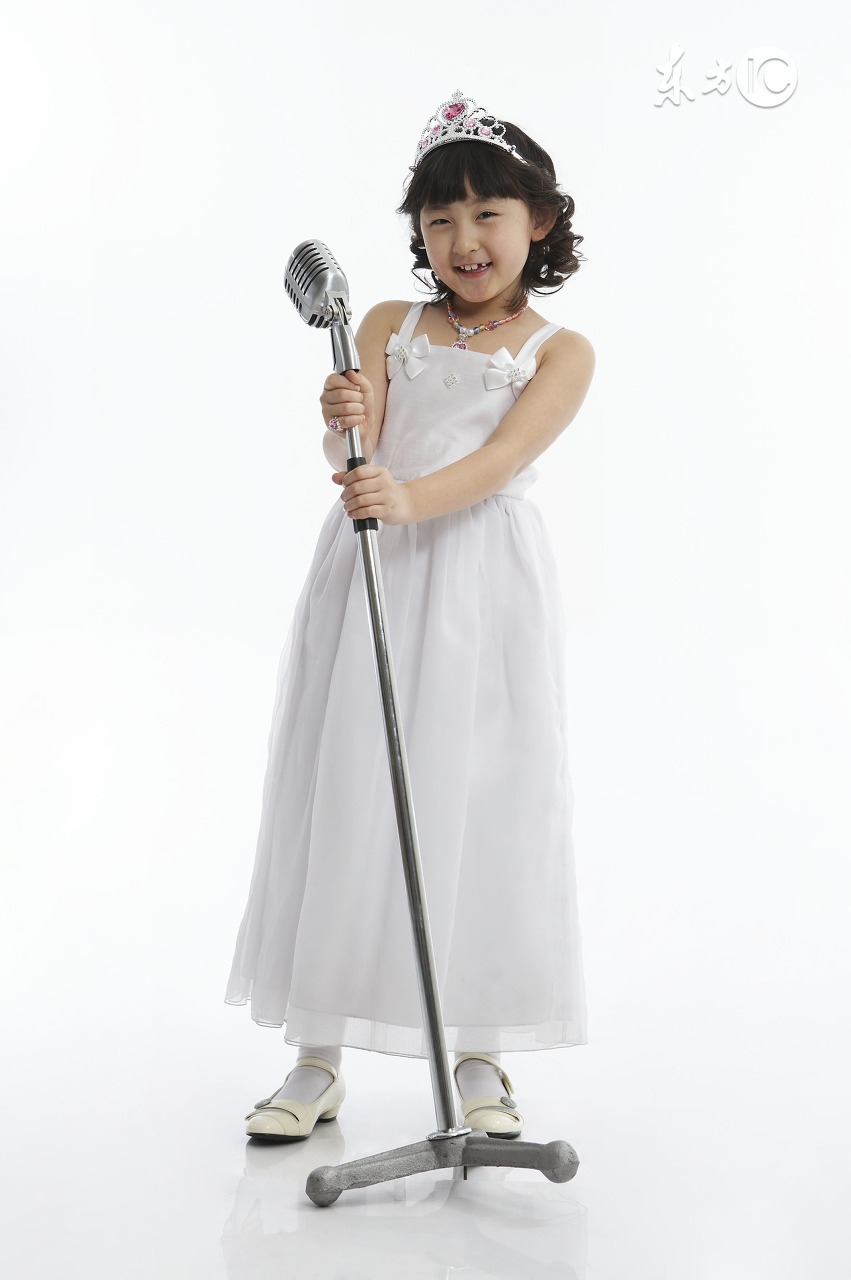 家有女儿要自强,家有女儿自强自立