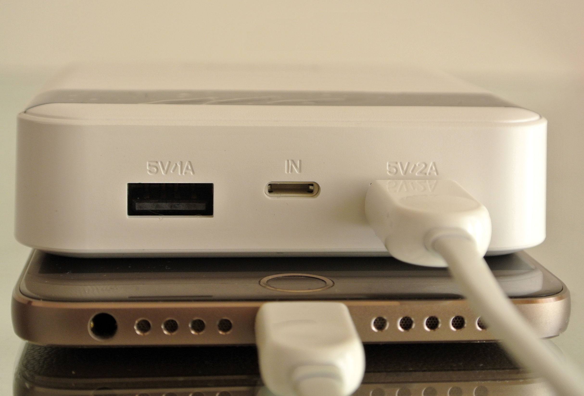 羽博2w带灯充电宝测评,羽博充电宝哪个型号比较好