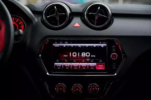 东南dx3srg动力,十万的价格感受几十万的轿跑感