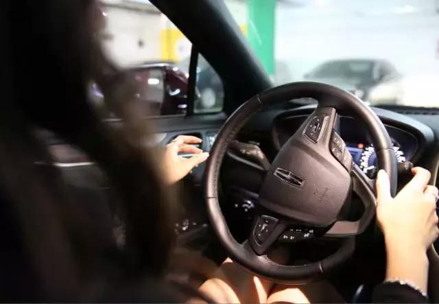 什么样的车能让女孩子约你,哪些车适合追女神