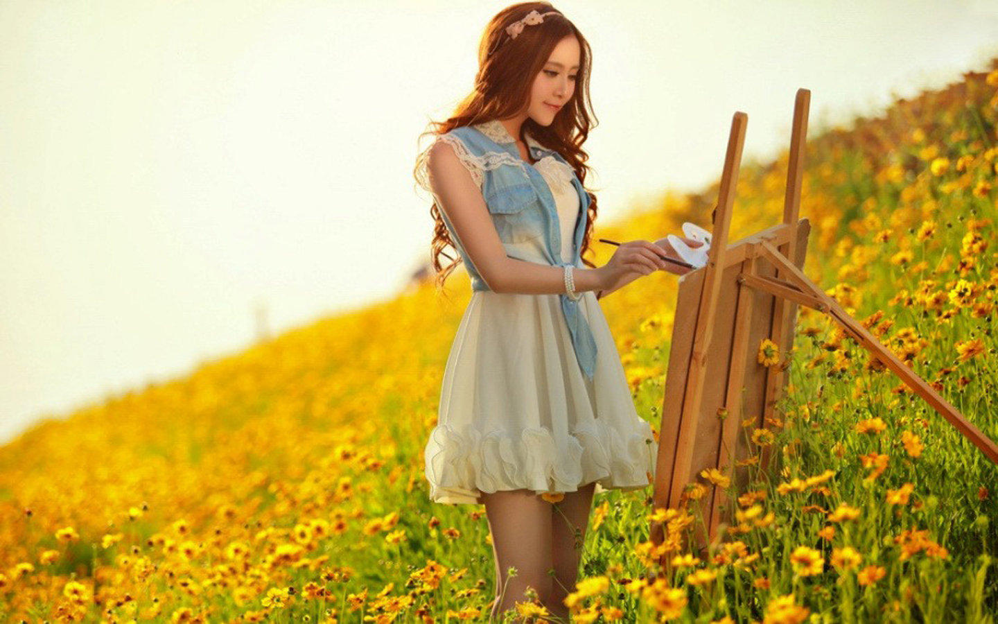 笑容是一个女人最好的心态,女人最优雅的微笑图片