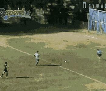 足球搞笑gif,足球十大搞笑进球动图最新