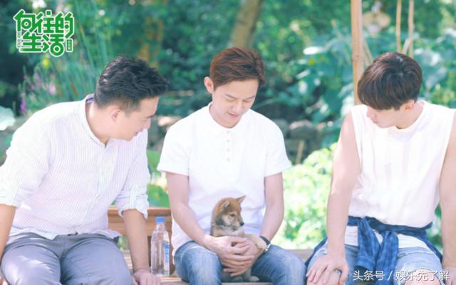 谢娜被怼小s,谢娜的一些举动引起了大家的注意