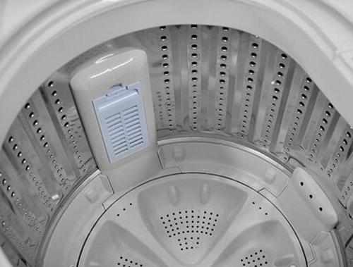 无意在洗衣机下加个圈垫,洗再重衣服都没噪音!让维修工白跑一趟