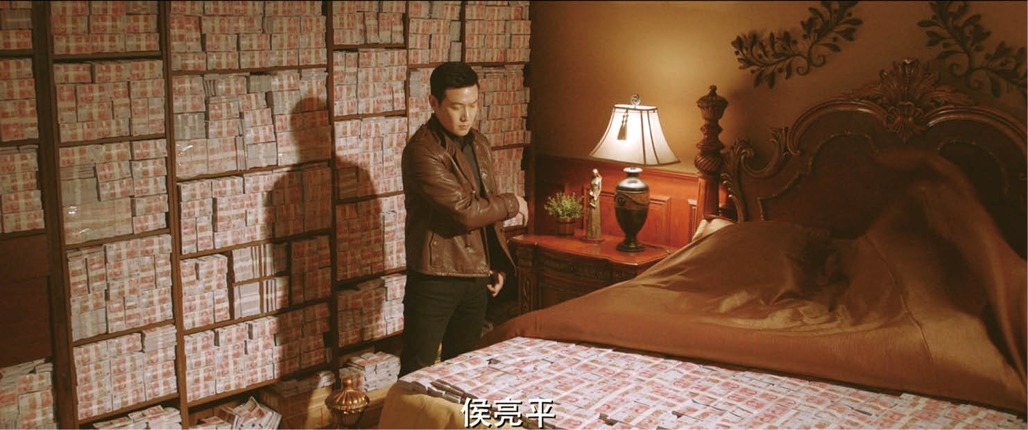 代表人民，红出天际