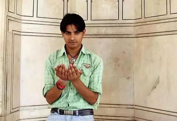 施瓦辛格的座驾,施瓦辛格座驾特斯拉