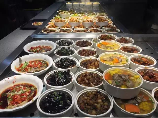 一天吃五顿都不要钱,“别人家的食堂”开挂了!贵司,还招人吗?