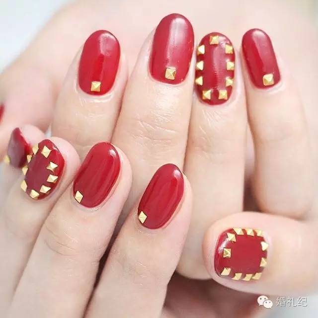 新娘美甲裸色系短甲,最近新娘美甲火爆款