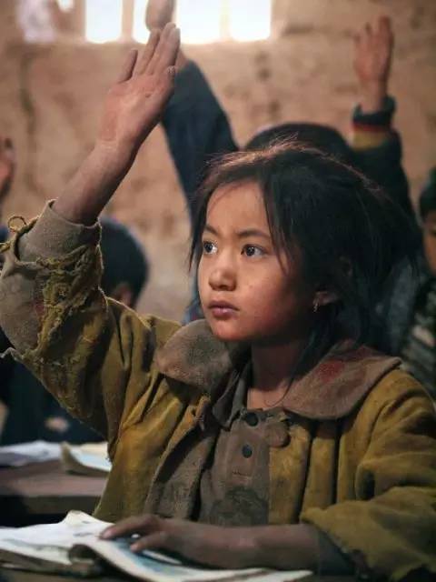 他把最后的乡愁,写在女儿户口本籍贯那一栏