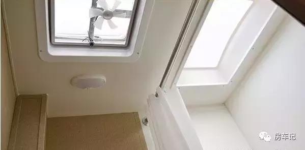 托展式b型房车,双轴进口豪华拖挂式房车