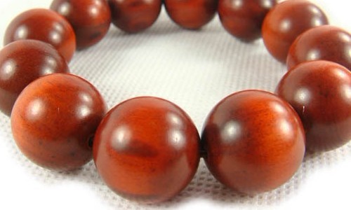 买小叶紫檀手串需要注意什么,小叶紫檀买到假的处理方法