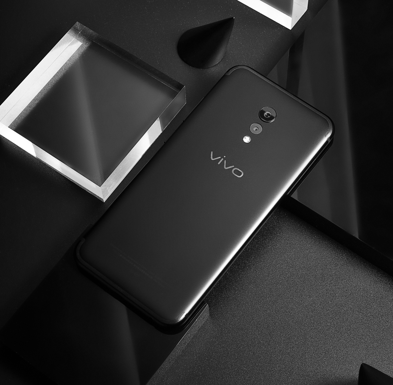 手机拍照特别模糊怎么办oppo,为什么vivoy30拍照对焦总是模糊