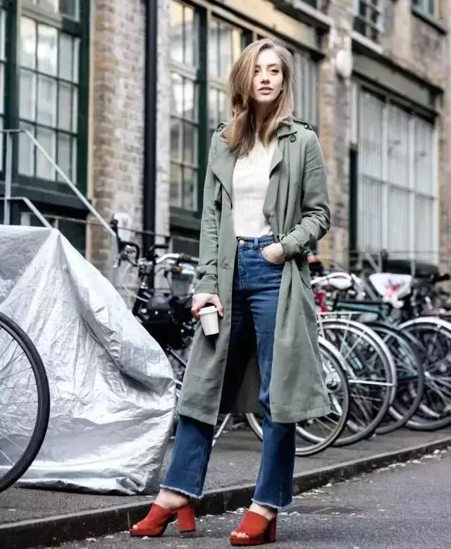 记住这4个穿搭技巧英文,记住这几个颜色口诀穿衣更高级