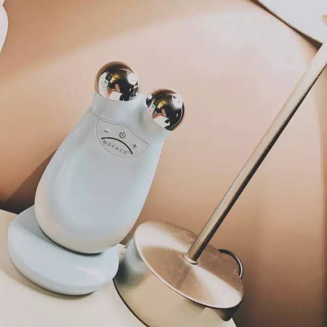 揭秘超火美容仪到底好不好？是否值得买？