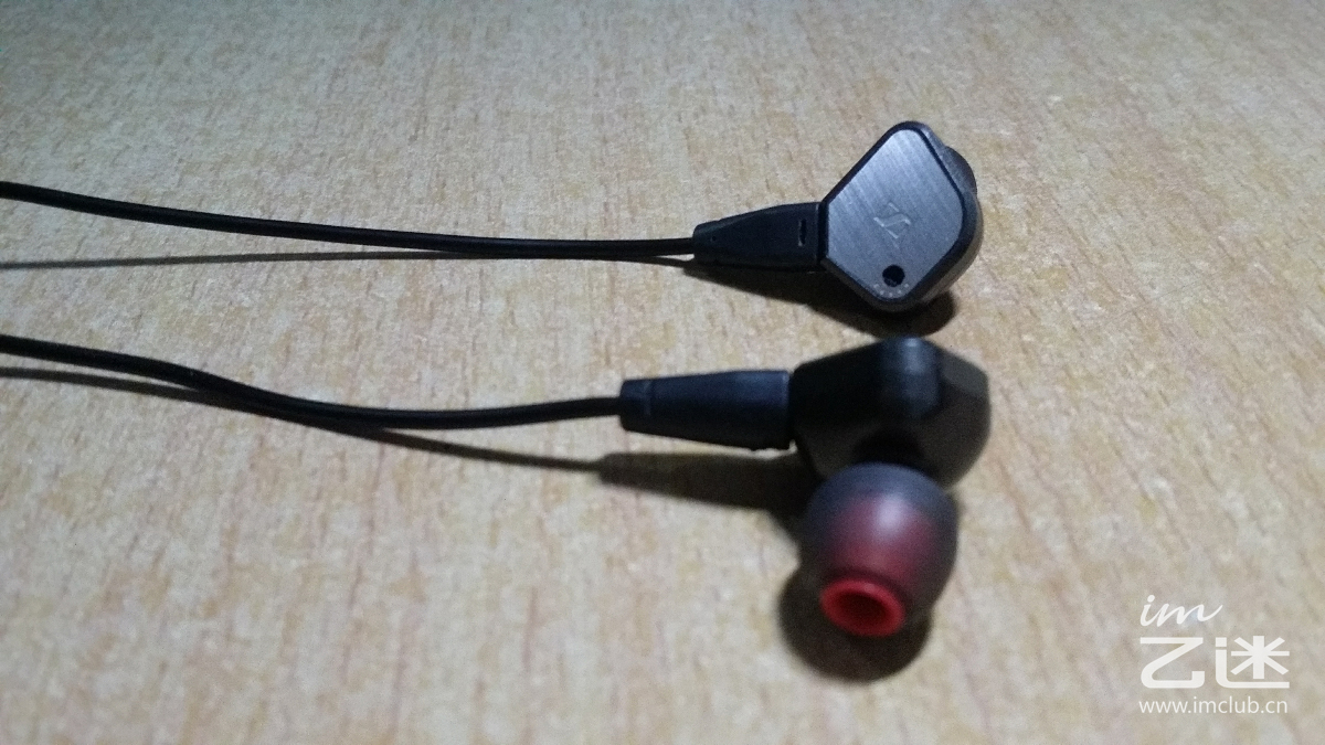 森海塞尔hifi耳机入门,森海塞尔和铁三角入门耳机哪个好