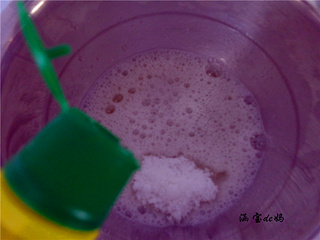 湿性发泡的状态,蛋白怎么打都是湿性发泡