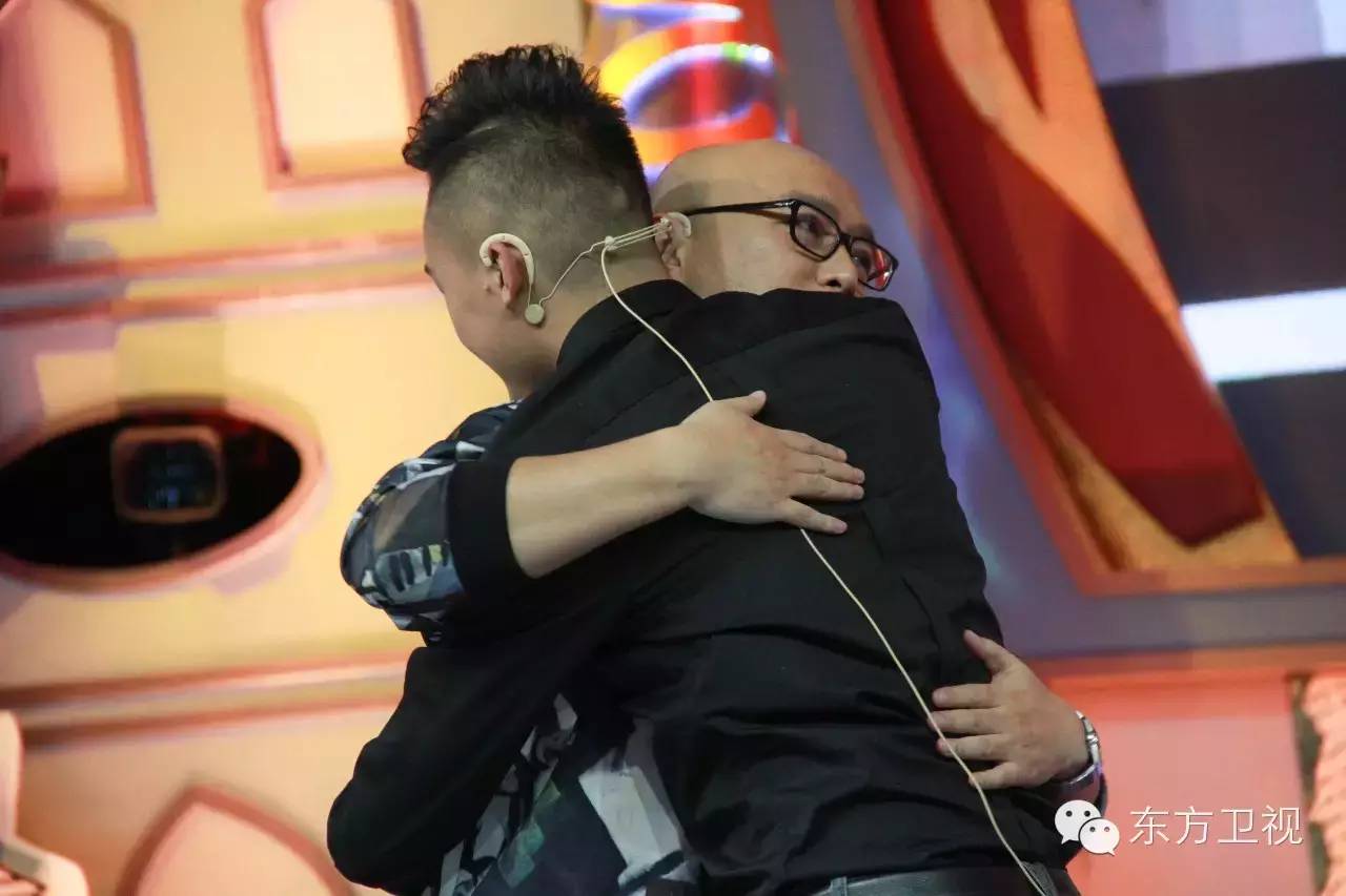 新年到来之际感谢所有帮助我的人,孟非在节目中给大家拜年