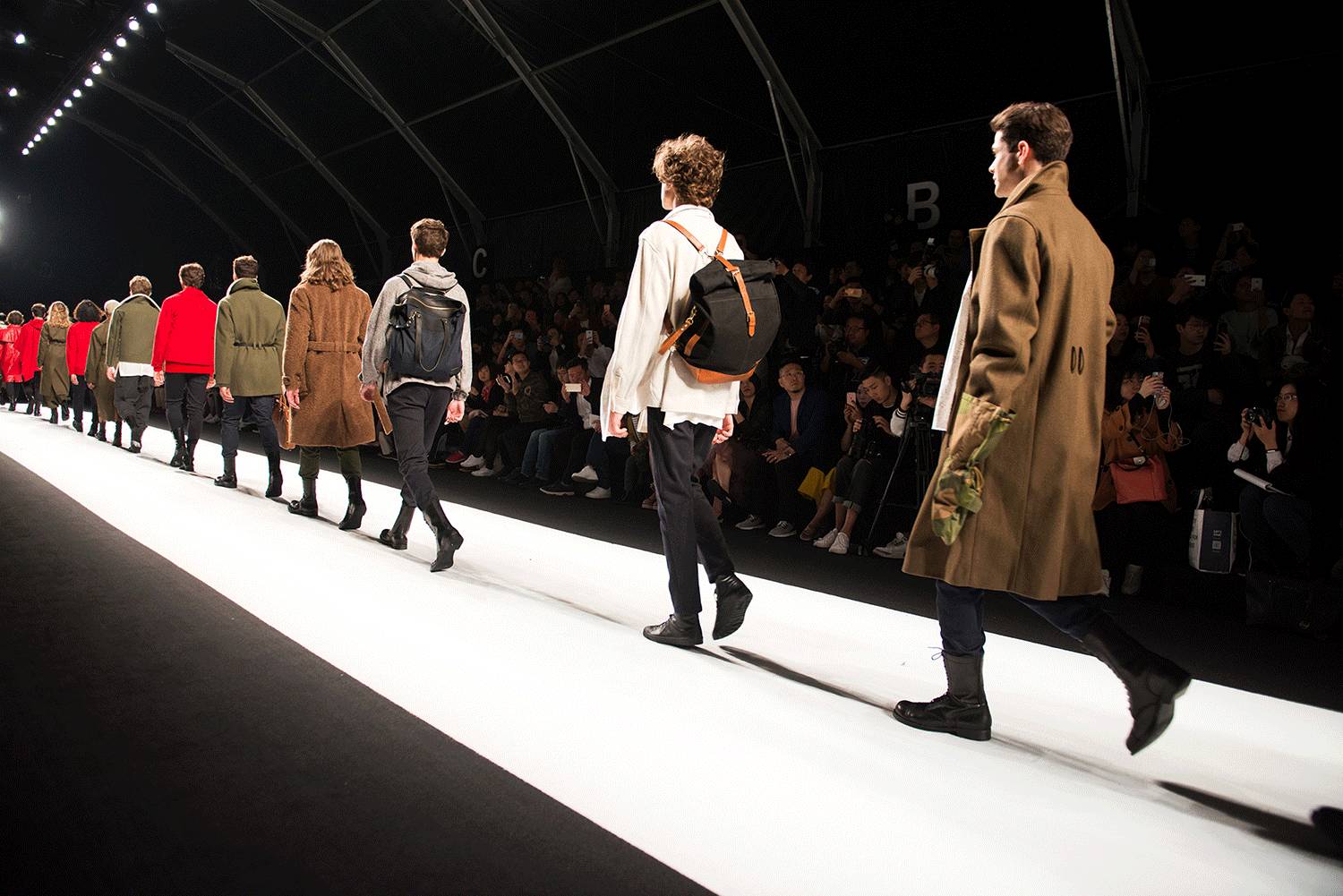 带你看上海时装周,带你看上海时装周2022