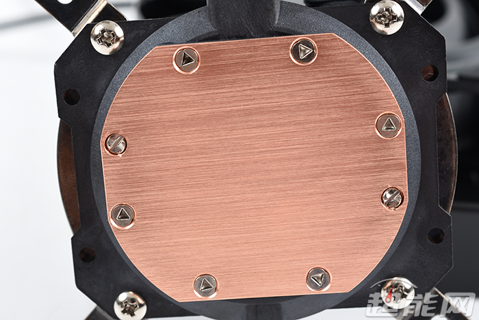 酷冷至尊MasterLiquidLite240散热器评测：初玩水冷之选