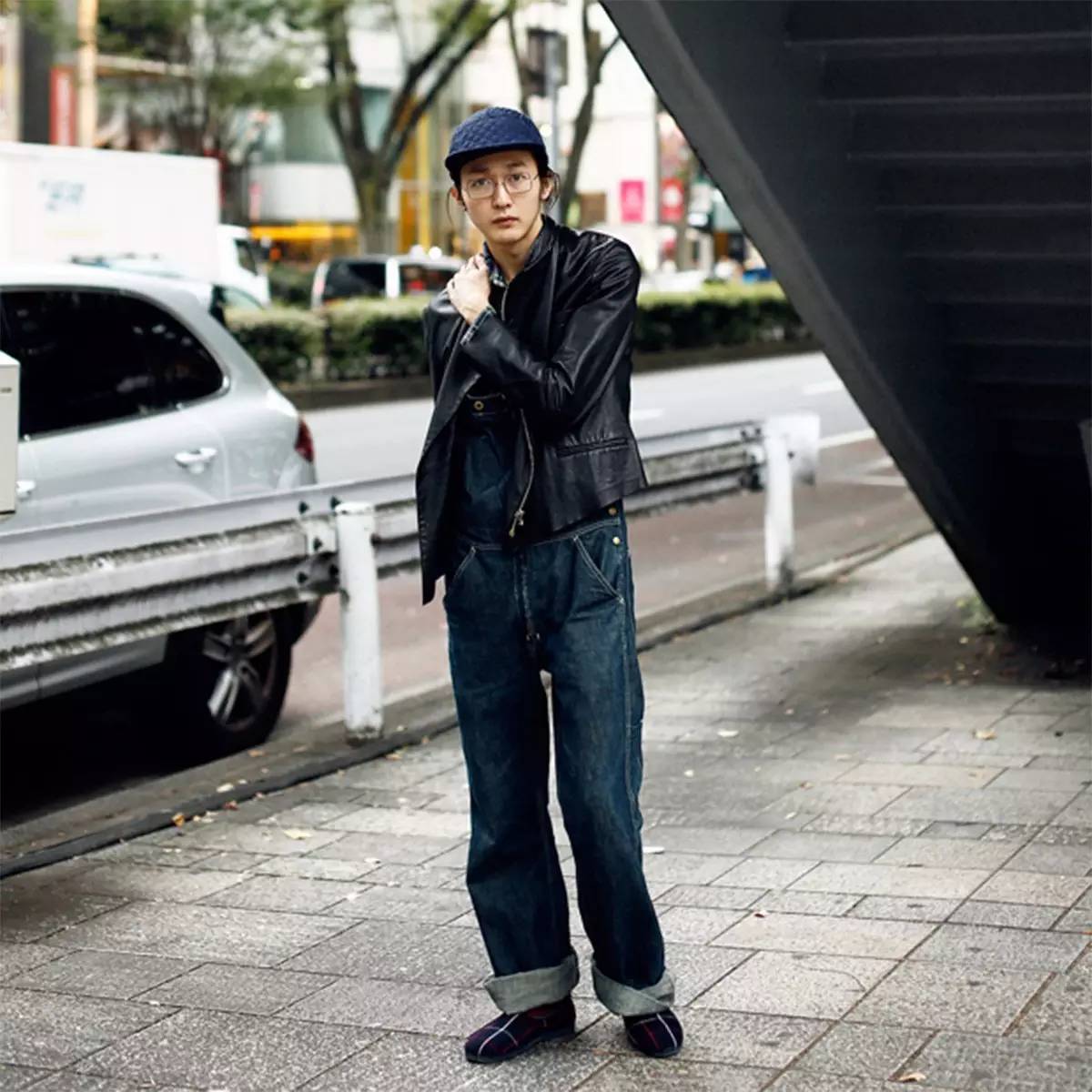 即便大家都穿牛仔，但是拥有丹宁帽和丹宁鞋的人依然是少数