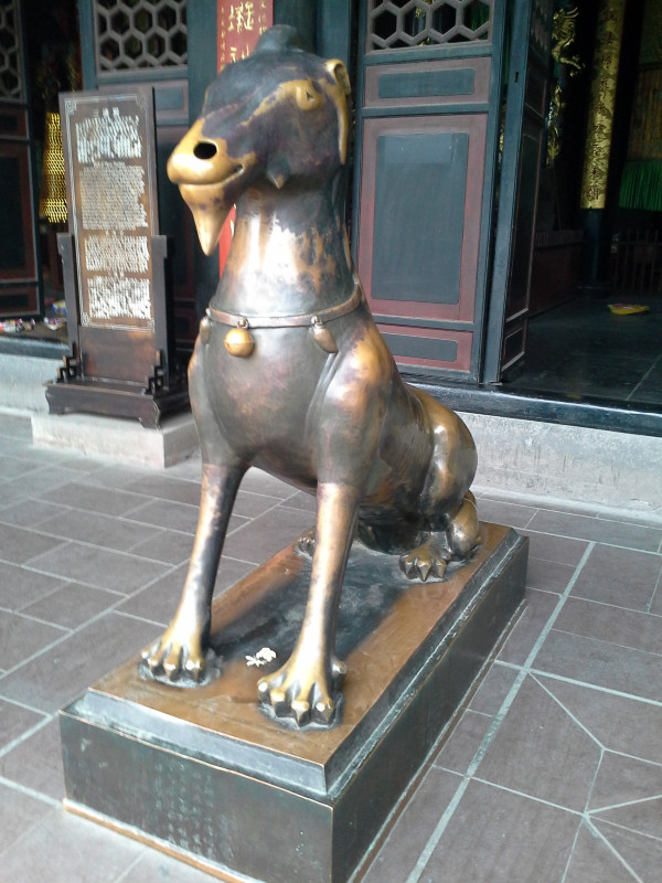 2013.12.27—2014.1.1峨眉、乐山、成都、广汉、都江堰六日暴走游记(下)