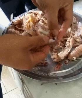 “注胶皮皮虾”视频刷屏青岛人笑了:不吃别浪费