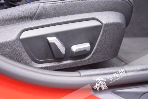 1.5t带来的推背感,12款宝马318li真实评测