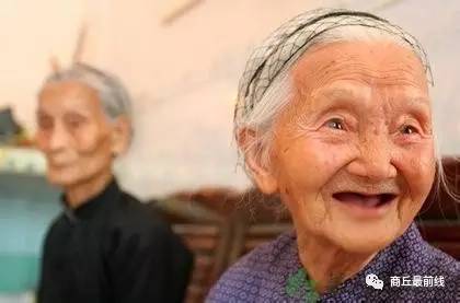 我叫商丘，这是我的最新简历，请多关照！